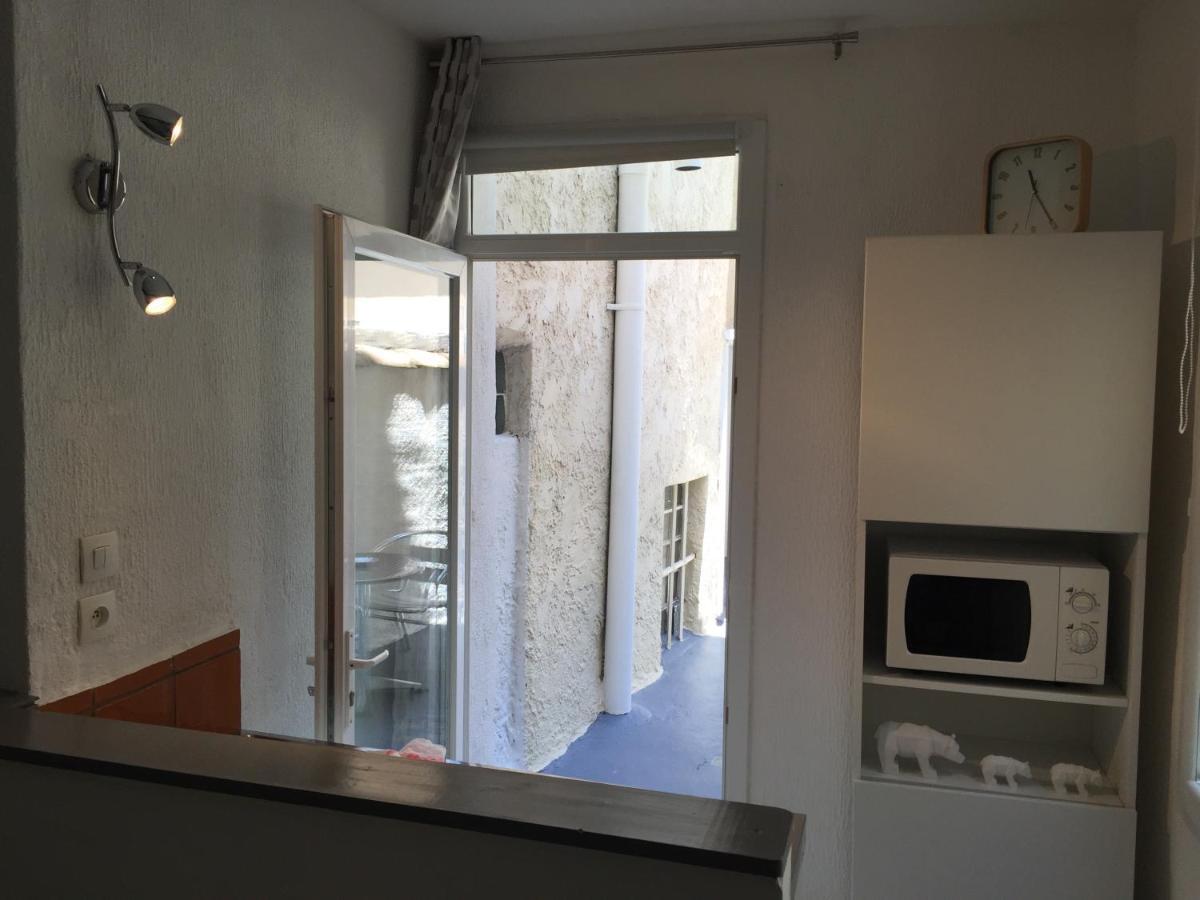 Studio Centre Avec Terrasse Awinion Zewnętrze zdjęcie
